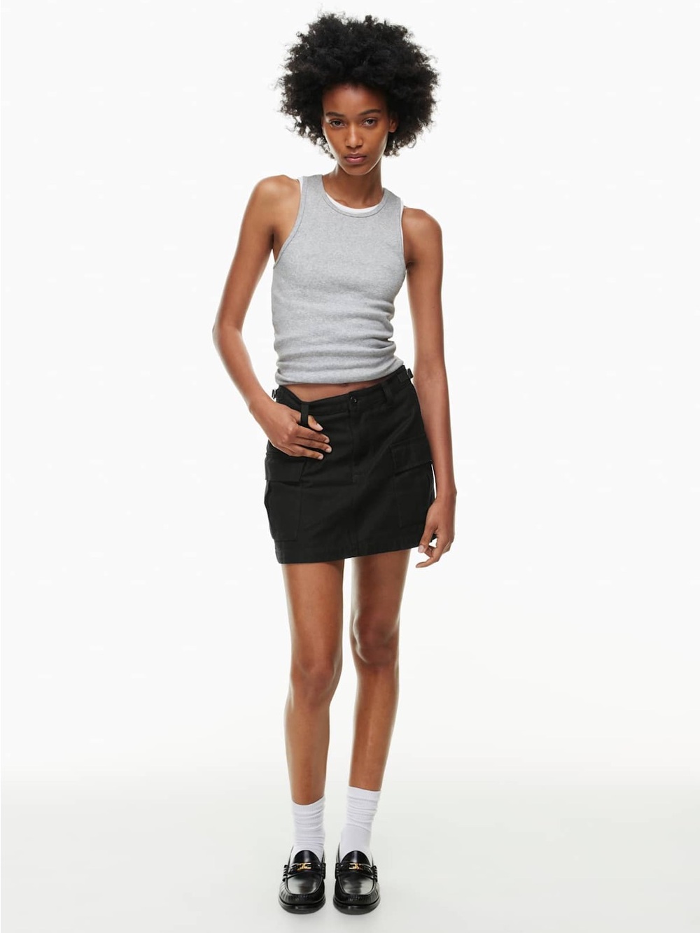 Aritzia TNA Black skirt